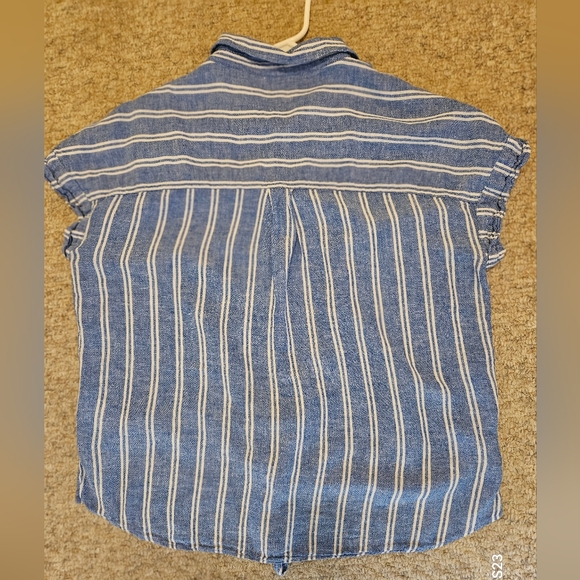 Tank blouse worn once too big for seller - Picture 2 of 3